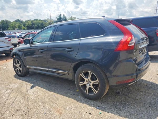 2015 VOLVO XC60 Premier (non R design)