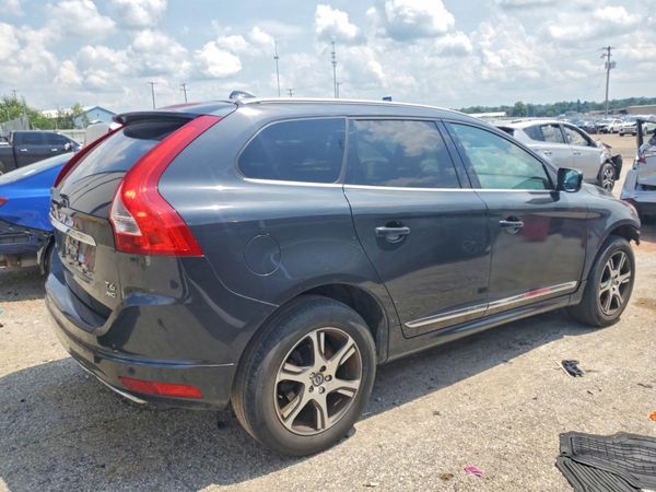 2015 VOLVO XC60 Premier (non R design)