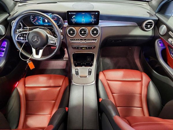 2020 MERCEDES-BENZ GLC GLC300-4M