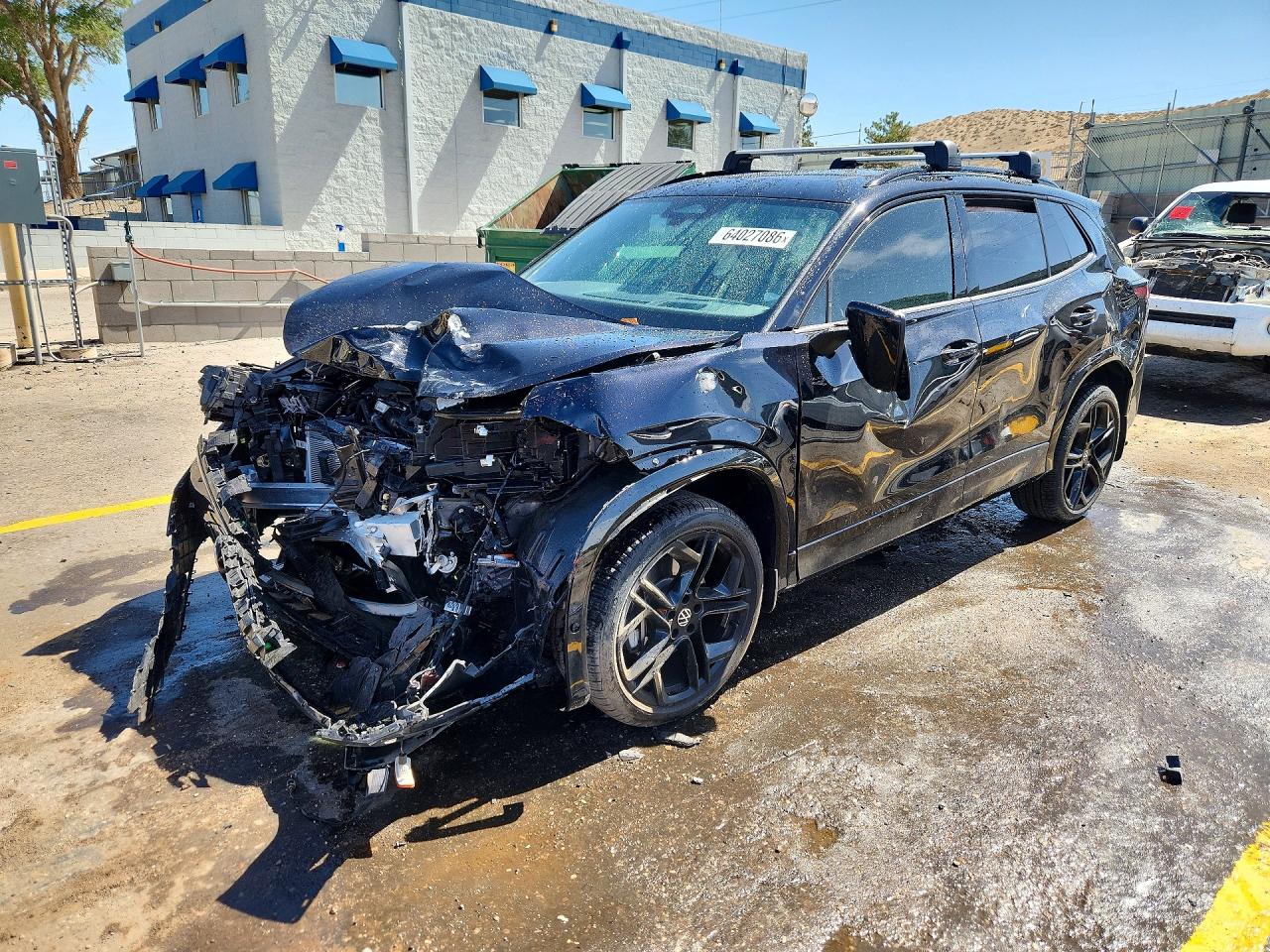 2026 VOLKSWAGEN TIGUAN 4Motion SE R-Line Black — Front 3/4