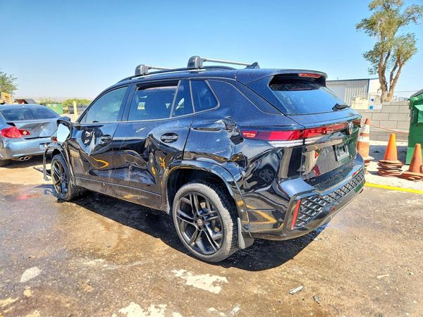 2026 VOLKSWAGEN TIGUAN 4Motion SE R-Line Black — DSRA