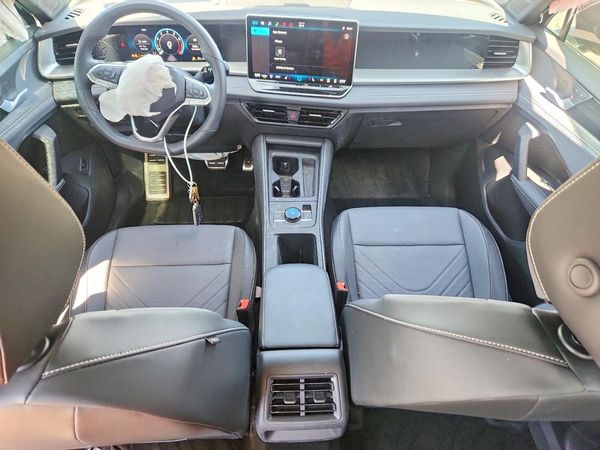 2026 VOLKSWAGEN TIGUAN 4Motion SE R-Line Black — CKPT