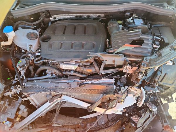 2026 VOLKSWAGEN TIGUAN 4Motion SE R-Line Black — Engine bay