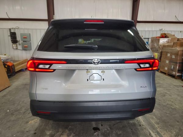 2026 TOYOTA GRAND HIGHLANDER