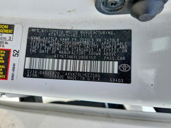 2020 TOYOTA CAMRY SE — VINS