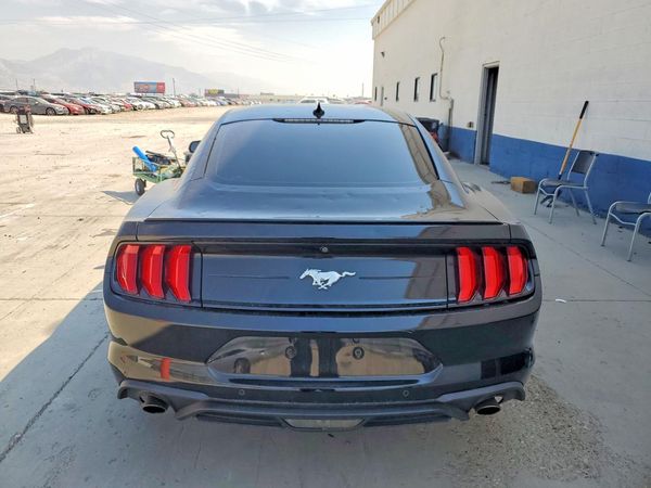 2020 FORD MUSTANG I4 Coupe