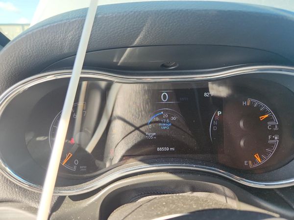 2021 JEEP GRAND CHEROKEE LAREDO 4X2