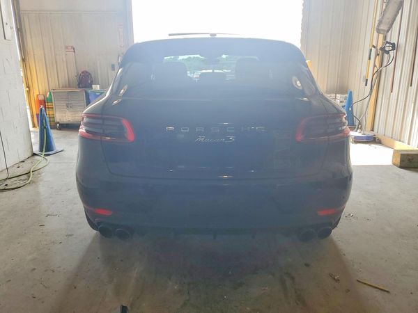 2017 PORSCHE MACAN