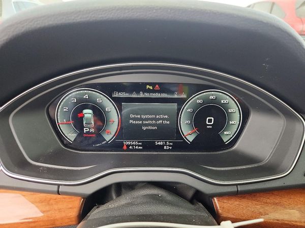 2023 AUDI Q5