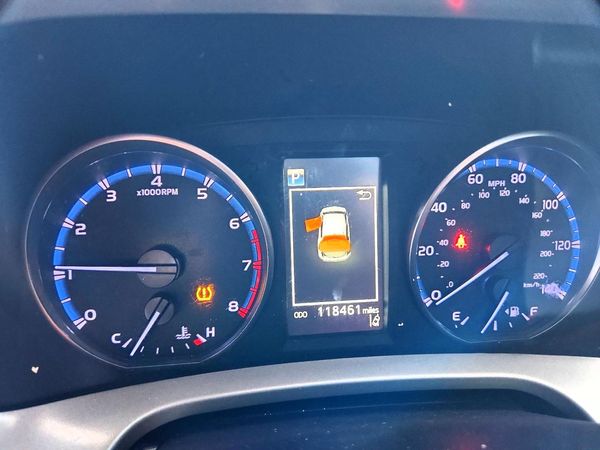 2018 TOYOTA RAV4 Adventure/XLE