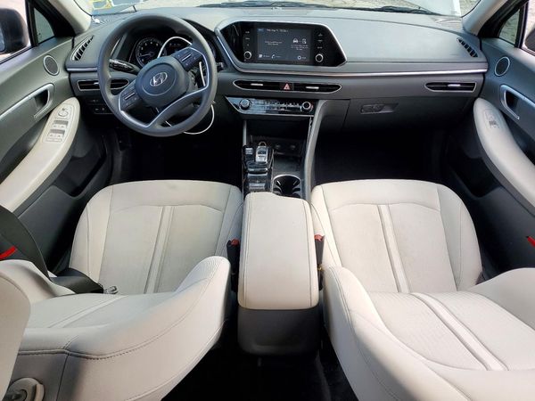 2023 HYUNDAI SONATA SE