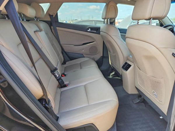2017 HYUNDAI TUCSON
