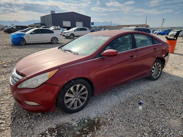 2013 HYUNDAI SONATA