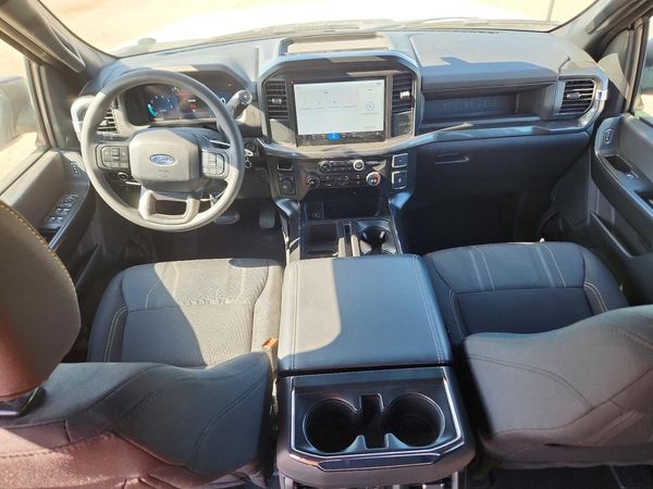 2025 FORD F150 STX