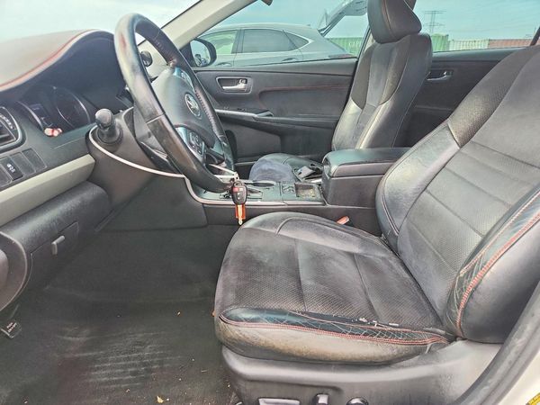 2015 TOYOTA CAMRY