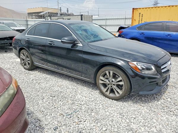 2017 MERCEDES-BENZ C C300-4M