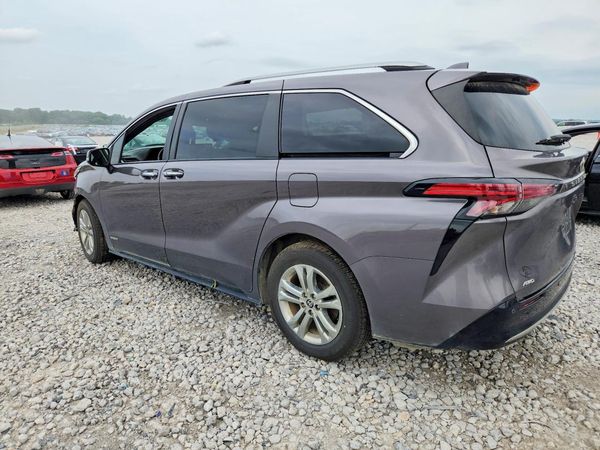 2021 TOYOTA SIENNA Platinum