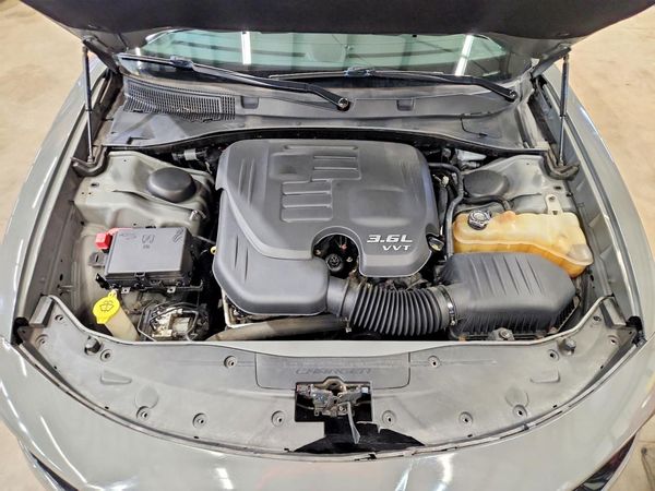 2017 DODGE CHARGER SXT