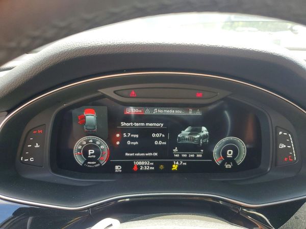 2021 AUDI Q7 quattro Premium Plus