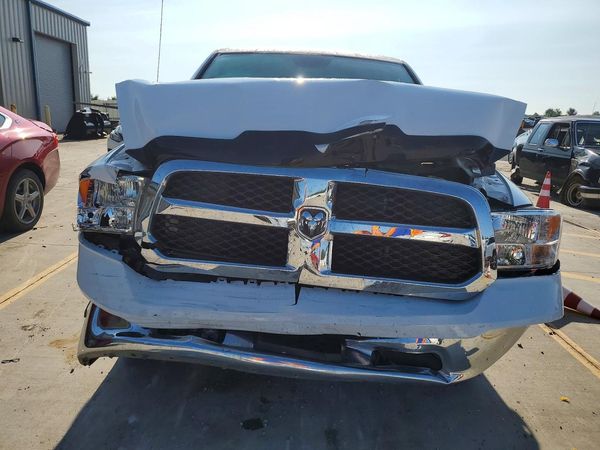 2019 RAM 1500 CLASSIC