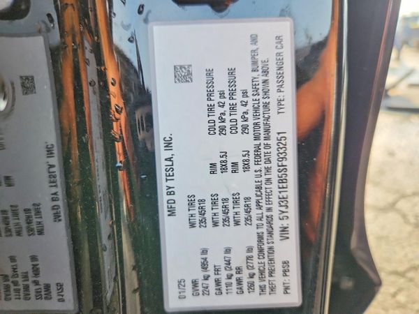 2025 TESLA MODEL 3