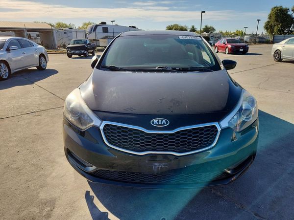 2016 KIA FORTE GL (Middle-Low Grade)