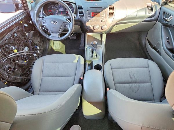 2016 KIA FORTE GL (Middle-Low Grade)