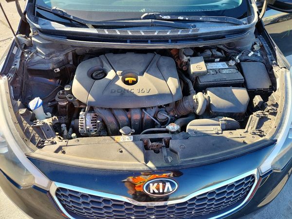 2016 KIA FORTE GL (Middle-Low Grade)