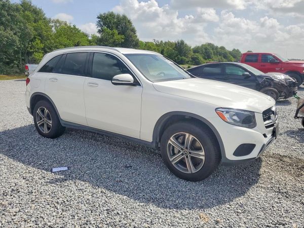 2019 MERCEDES-BENZ GLC-CLASS GLC300 — Passenger 3/4