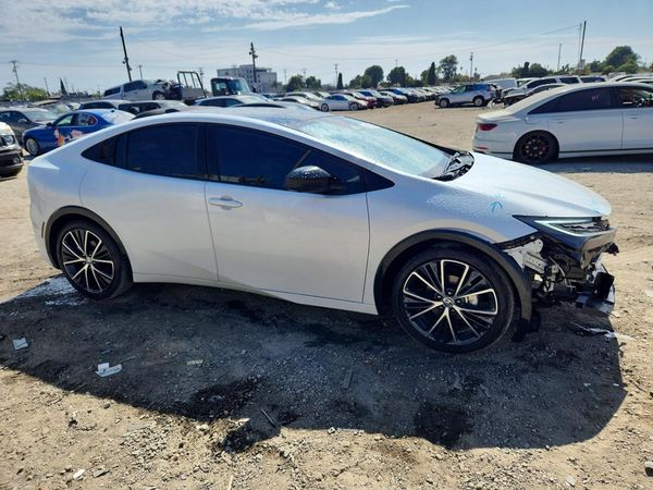 2026 TOYOTA PRIUS