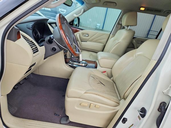 2017 INFINITI QX80