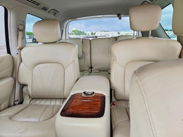2017 INFINITI QX80