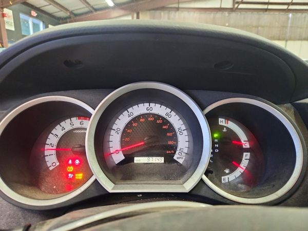 2015 TOYOTA TACOMA Delux Grade