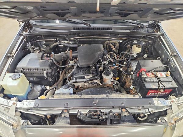 2015 TOYOTA TACOMA Delux Grade