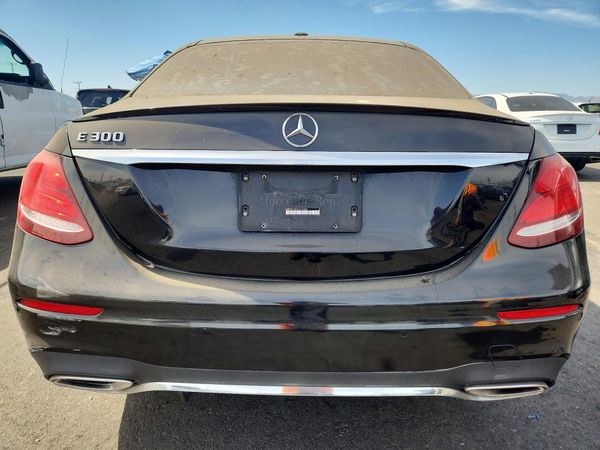 2019 MERCEDES-BENZ E E300