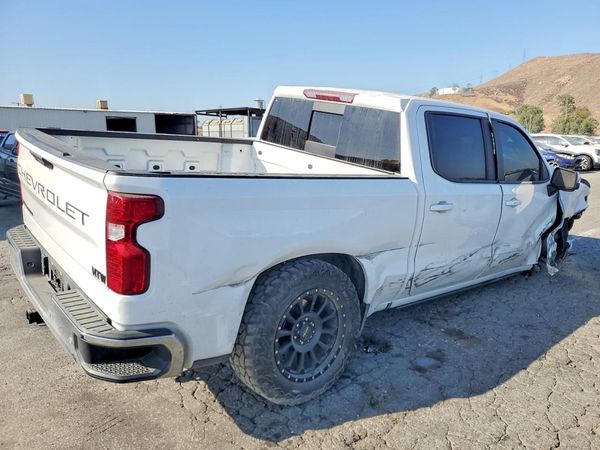 2023 CHEVROLET SILVERADO LT