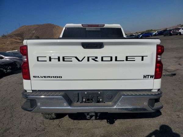 2023 CHEVROLET SILVERADO LT