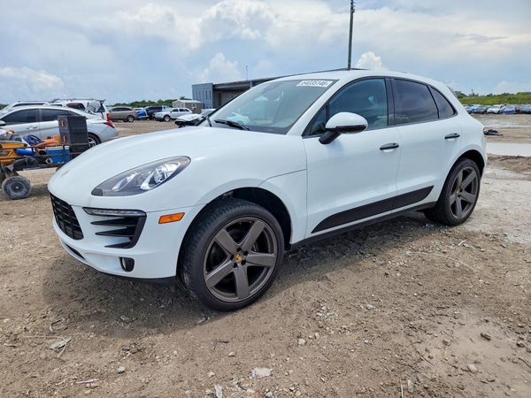 2018 PORSCHE MACAN