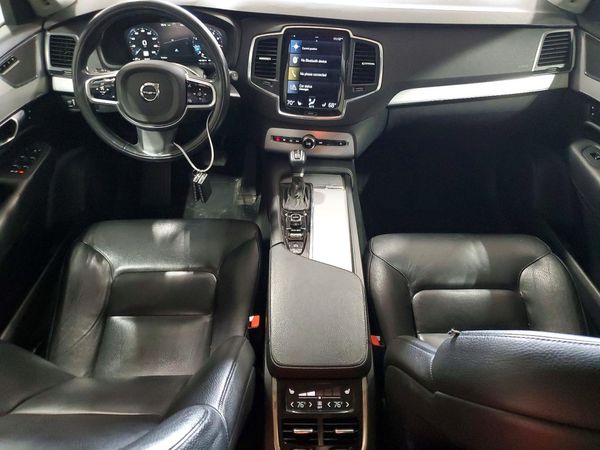 2016 VOLVO XC90 SV42 Momentum