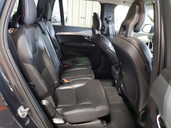 2016 VOLVO XC90 SV42 Momentum
