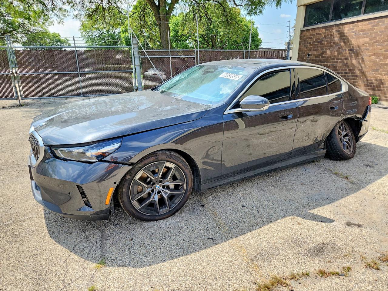 2025 BMW 530 xDrive — Front 3/4