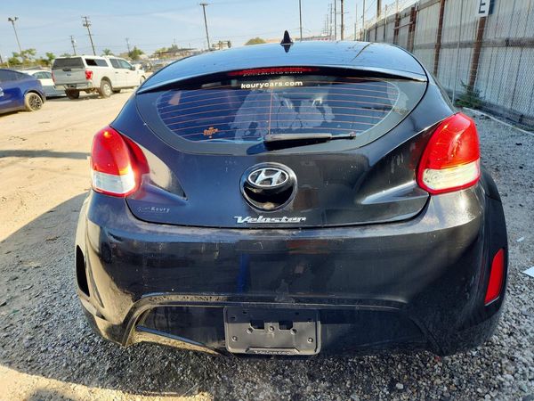2013 HYUNDAI VELOSTER