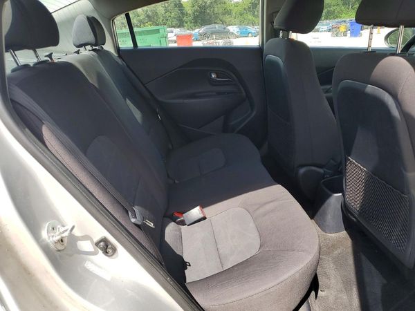 2017 KIA RIO