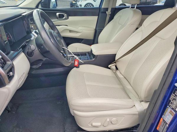 2023 KIA SORENTO