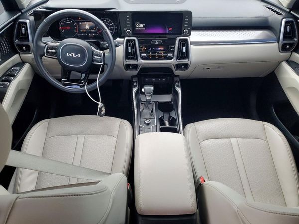 2023 KIA SORENTO