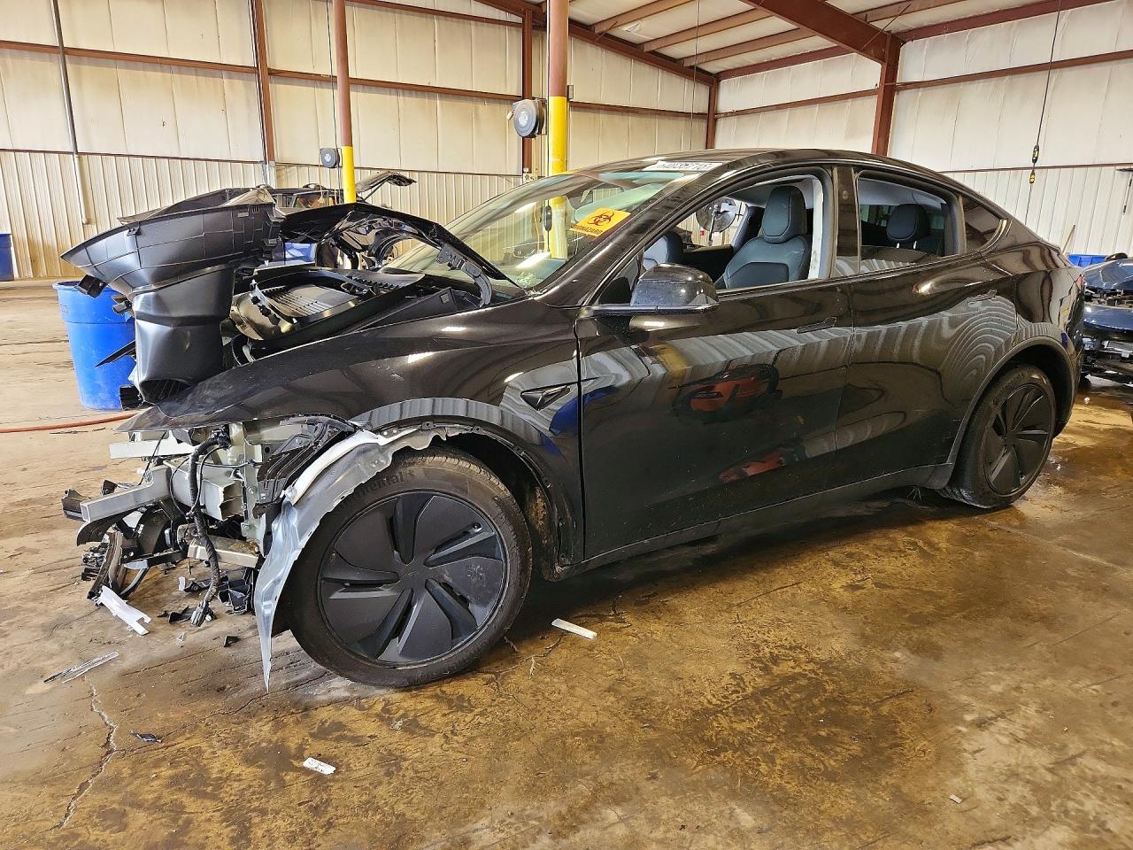 2026 TESLA MODEL Y — Front 3/4