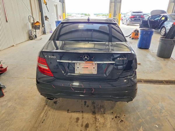 2013 MERCEDES-BENZ C C300