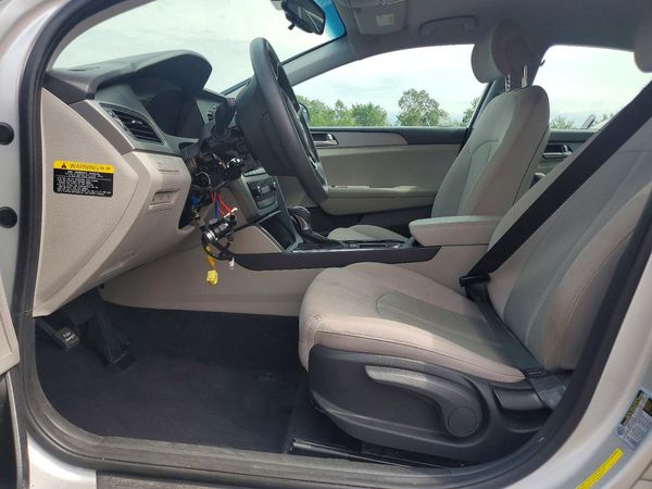 2017 HYUNDAI SONATA SE, Eco