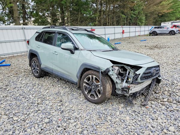 2019 TOYOTA RAV4