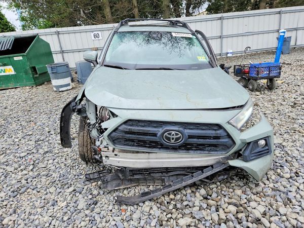 2019 TOYOTA RAV4